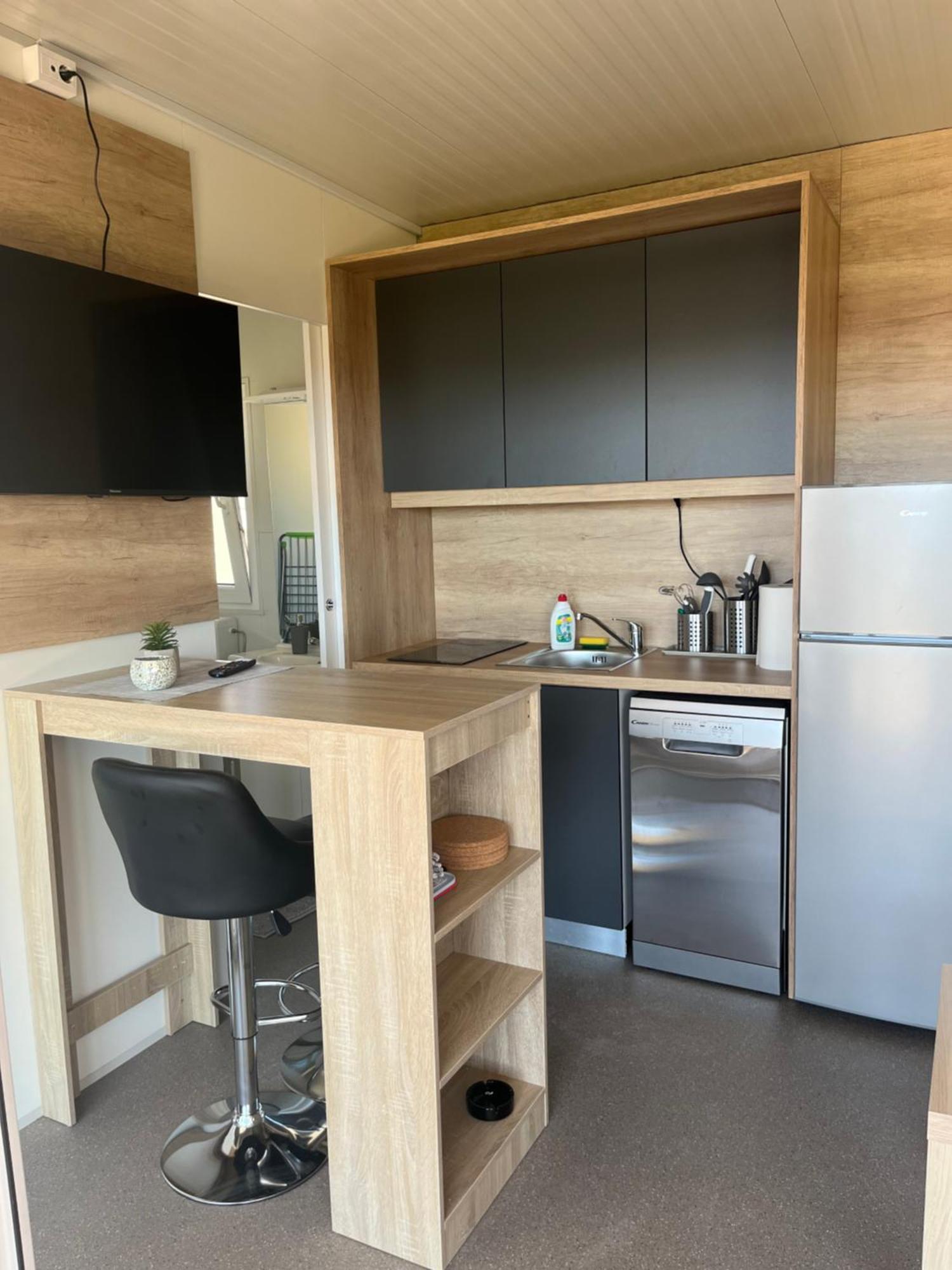 Mobile Homes Tina Pakostane Exterior photo